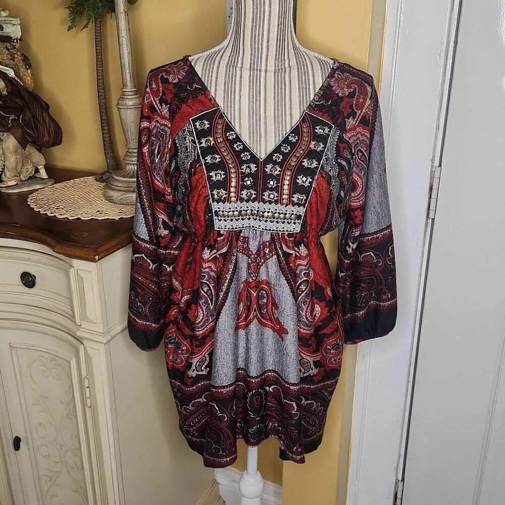 One World live and let live boho chic tunic women's size M